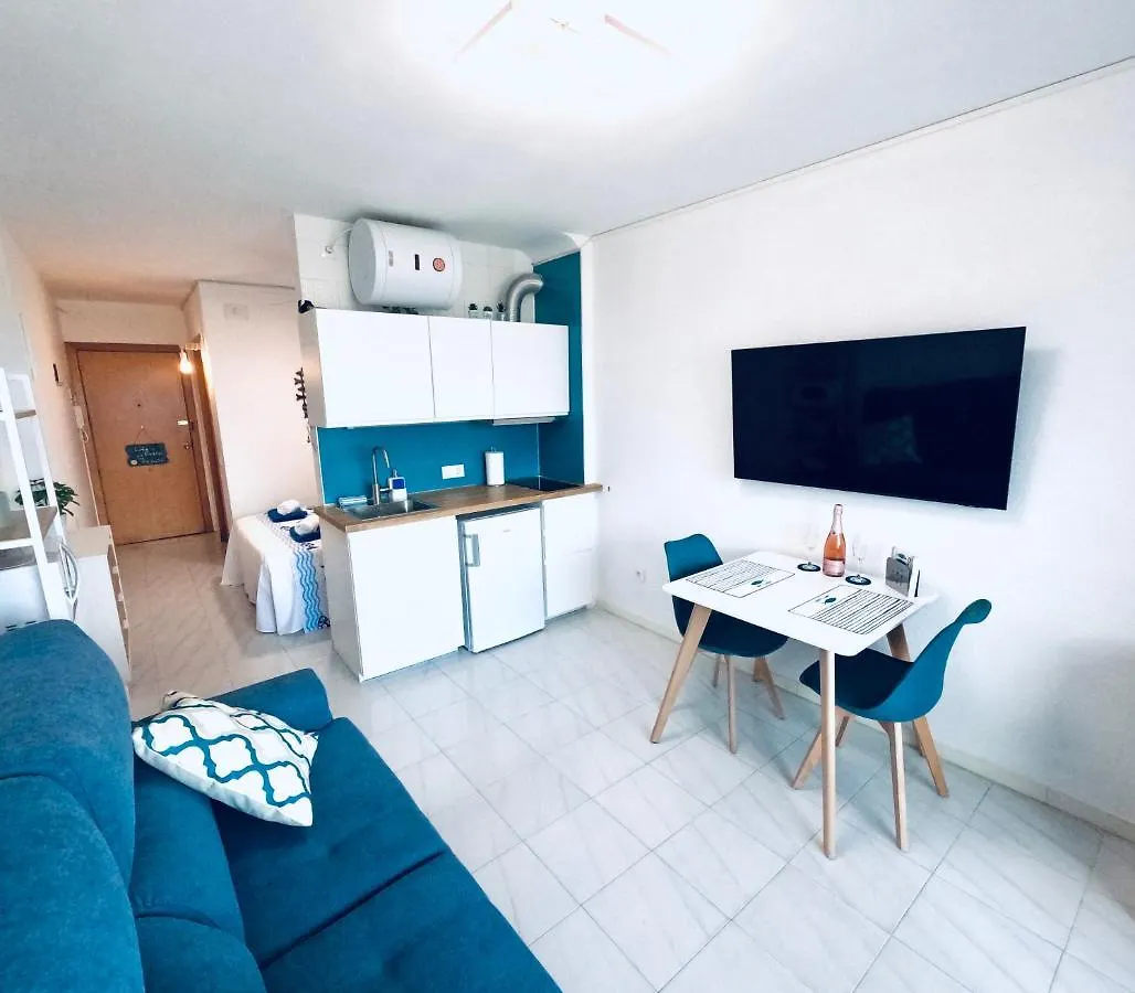 Face A La Mer - Vue Epique, Climatisation, Wifi, Draps Inclus Ampuriabrava
